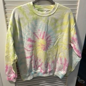 Hanes tie dye sweatshirt size M
